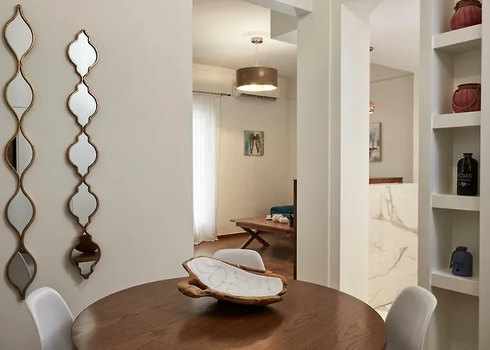 Cozy And Bright 2Bd Apartment In Kolonaki Athènes
